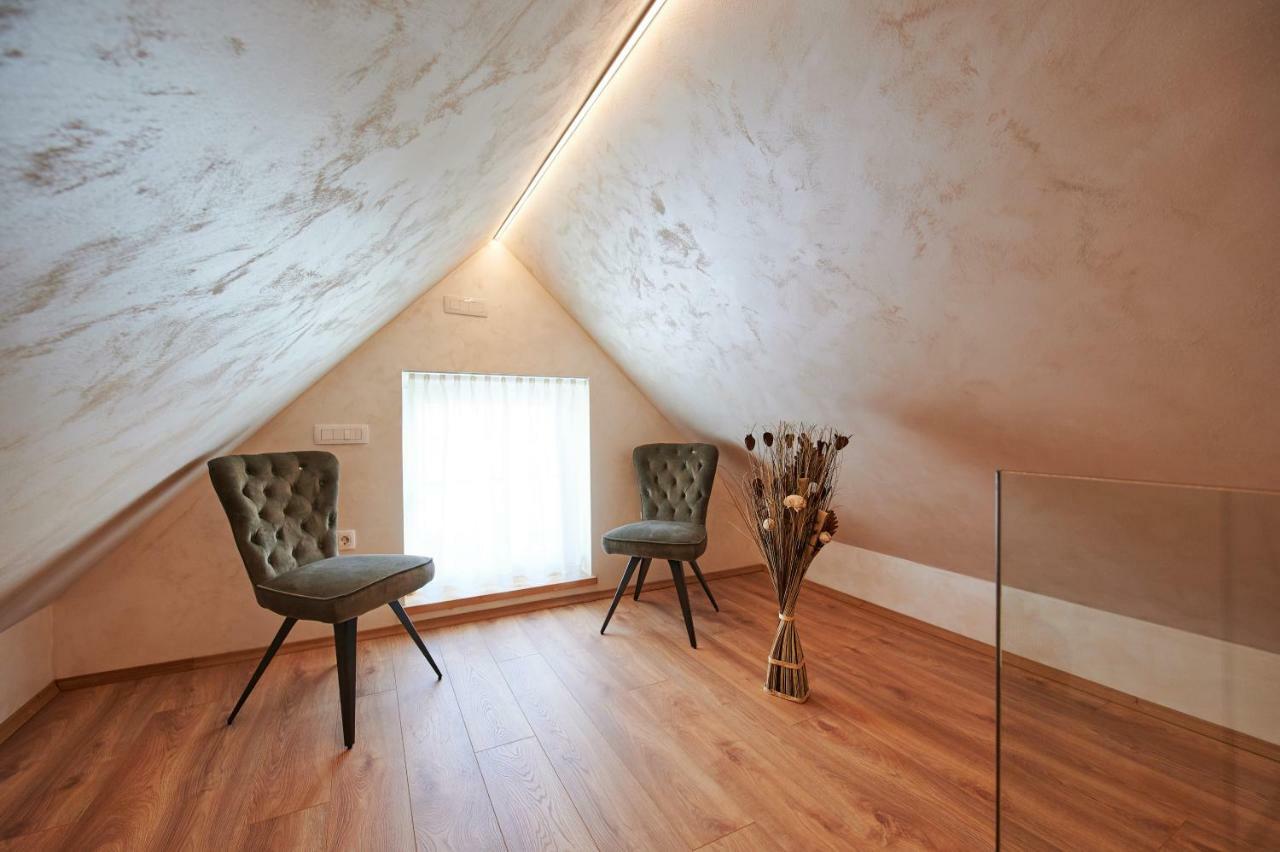 Hisa Ancka, Boutique Hotel & Maja Rooms Slovenj Gradec Exterior photo